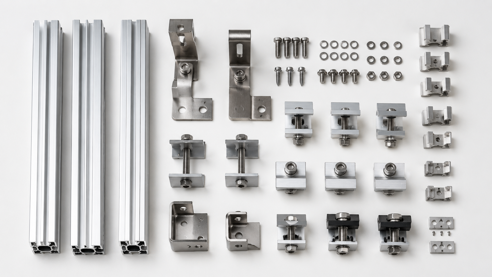 Componenti di un kit di fissaggio per pannelli fotovoltaici